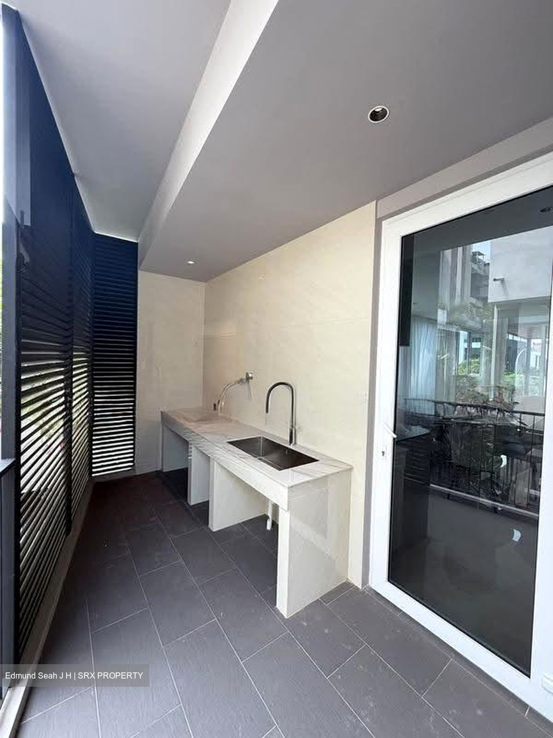 Grace Garden (D15), Terrace #614147871